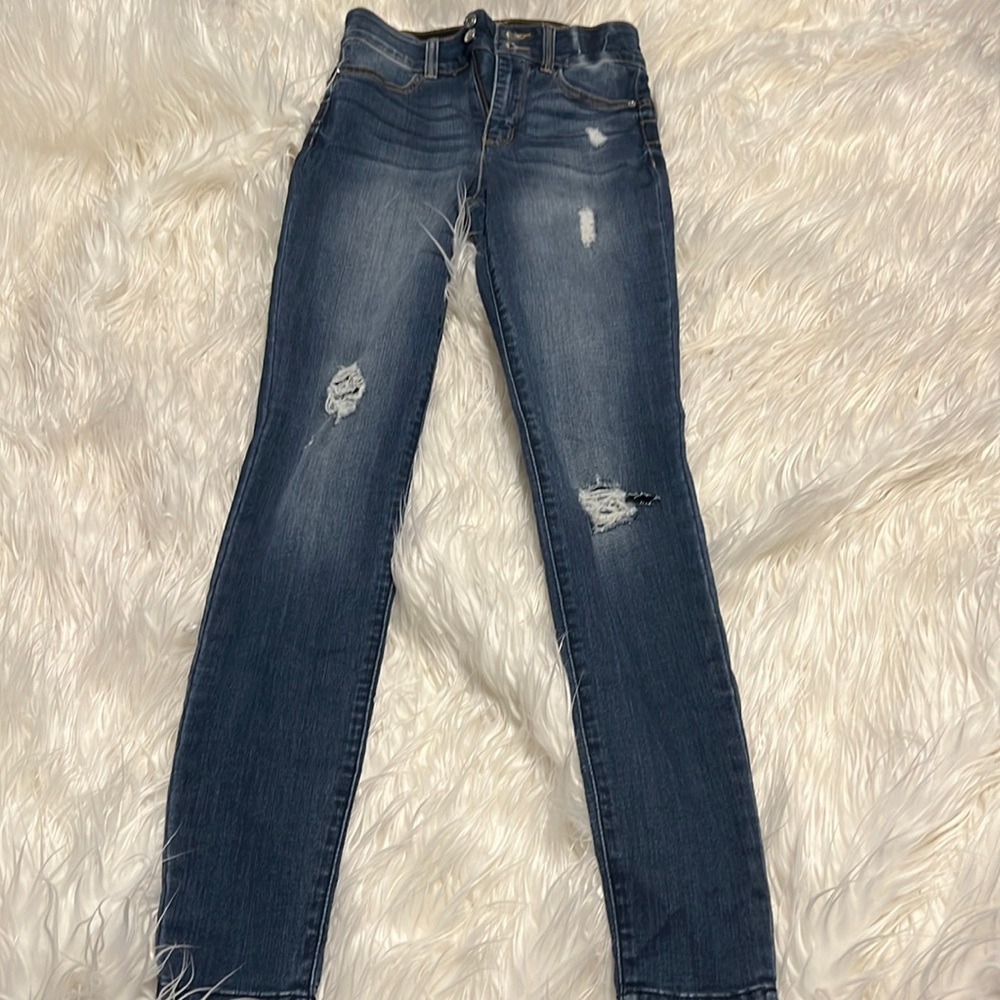 vylette distressed skinny jeans